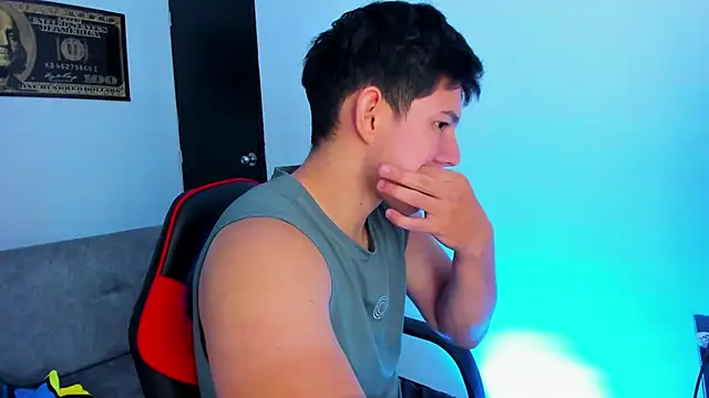 JamesCr  online show from 02-05-25, 10:33