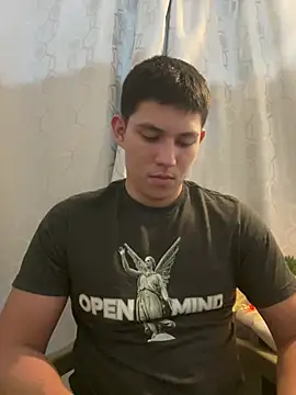 JamesCr  online show from 03-04-25, 12:18