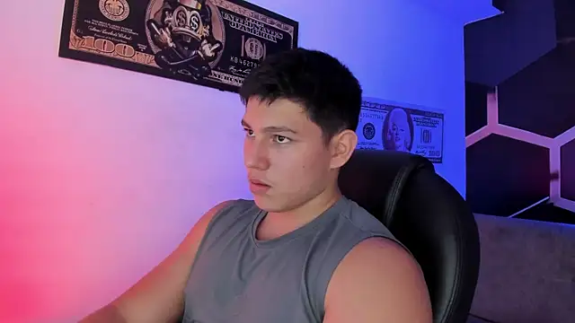 JamesCr  online show from 09-30-25, 03:00