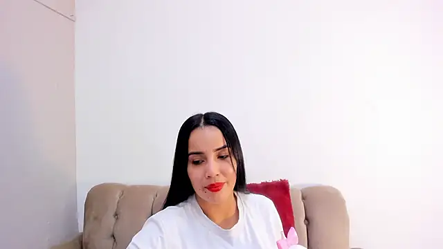 Violetta 0 online show from 03-01-25, 04:33