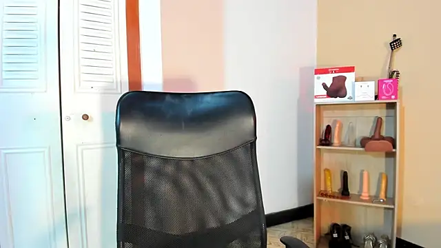 Violetta 0 online show from 02-13-26, 02:02