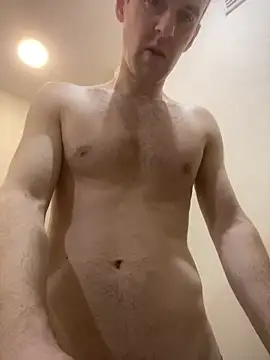 LynnAhNight online show from 02-02-26, 03:16