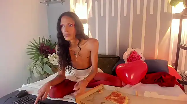 Snapshot of cassidy_blossom chatting on 02-15-25, 05:41 cassidy blossom online show from 02-15-25, 05:41