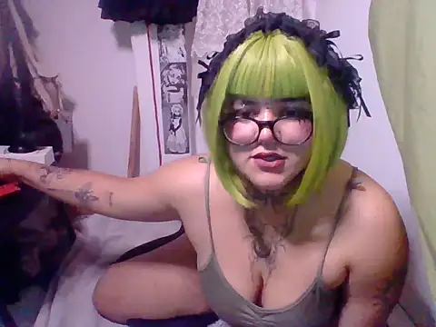 Snapshot of xomimuka chatting on 02-13-25, 05:48 xomimuka online show from 02-13-25, 05:48