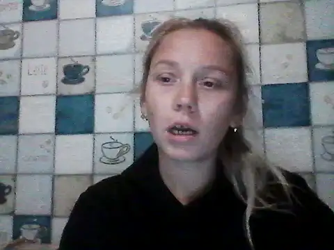 Anna wey online show from 09-29-25, 06:13