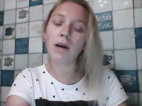 Anna wey online show from 10-11-25, 06:17