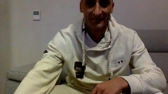 ANGELSANTAMARIA- online show from 10-07-25, 10:51