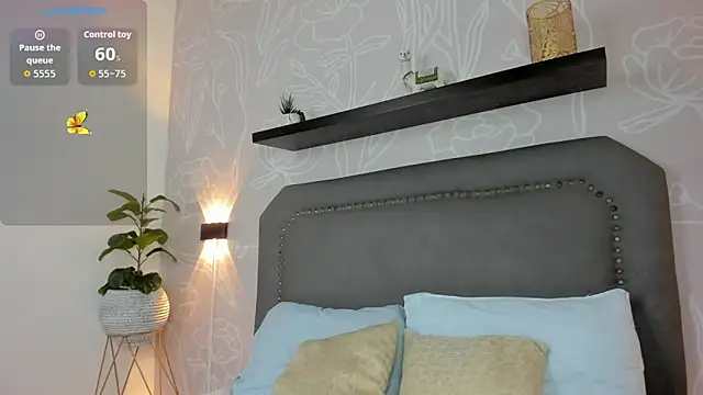 Snapshot of keithy_sex chatting on 10-04-25, 02:15 keithy sex online show from 10-04-25, 02:15