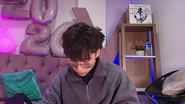 PepperTwink online show from 01-15-26, 04:11