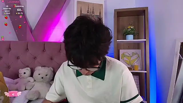 PepperTwink online show from 04-28-26, 04:12