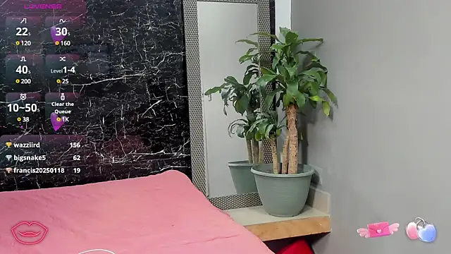 maddie 18 online show from 02-07-25, 06:45