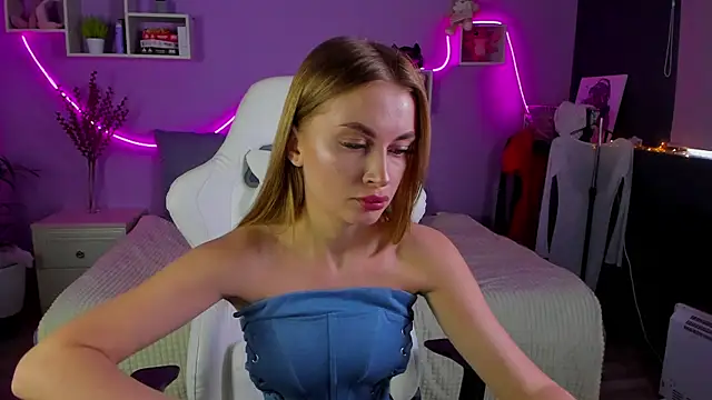 AnitaLamb online show from 03-12-25, 04:51