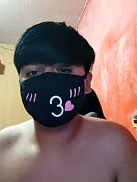 Snapshot of LuisA_Femm chatting on 02-18-25, 05:42 LuisA Femm online show from 02-18-25, 05:42