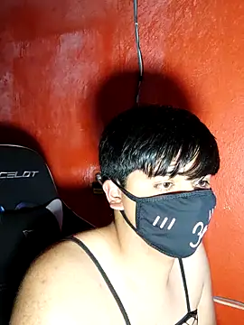 Snapshot of LuisA_Femm chatting on 02-20-25, 05:55 LuisA Femm online show from 02-20-25, 05:55