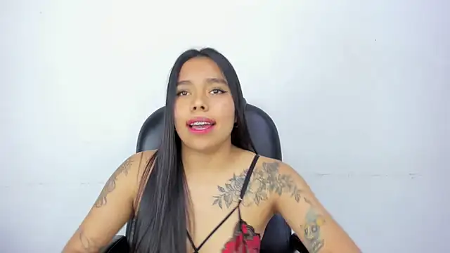 ZoeWan69 online show from 03-22-25, 02:58