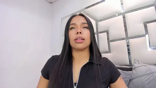 ZoeWan69 online show from 02-25-26, 01:43