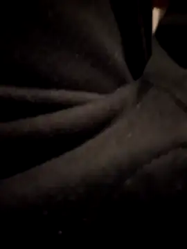 Snapshot of Dam70 chatting on 12-14-25, 07:51 Dam70 online show from 12-14-25, 07:51