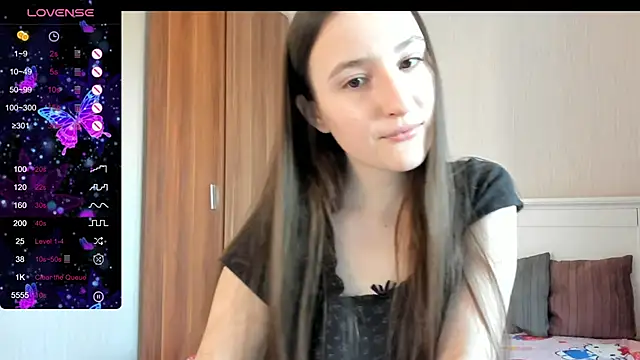 Snapshot of Cute__Nana chatting on 10-23-25, 10:14 Cute Nana online show from 10-23-25, 10:14