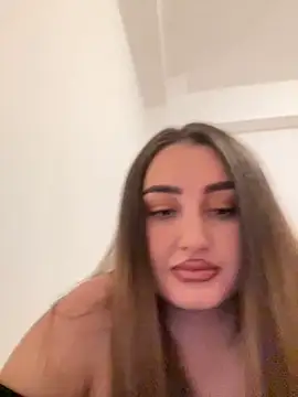 hotAlys online show from 02-05-25, 04:58