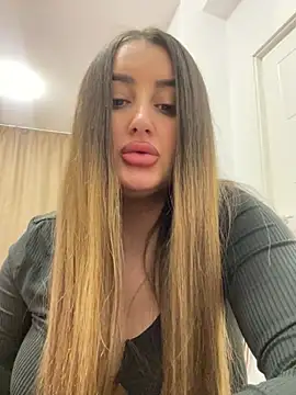 hotAlys online show from 03-15-25, 09:49