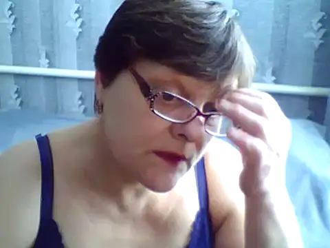 Snapshot of ElzaJewel chatting on 02-21-25, 10:17 ElzaJewel online show from 02-21-25, 10:17