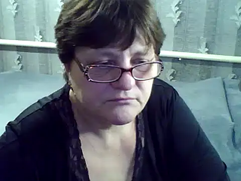 Snapshot of ElzaJewel chatting on 02-25-25, 07:58 ElzaJewel online show from 02-25-25, 07:58