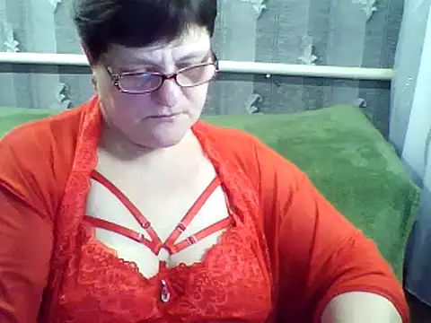 Snapshot of ElzaJewel chatting on 03-03-25, 04:14 ElzaJewel online show from 03-03-25, 04:14