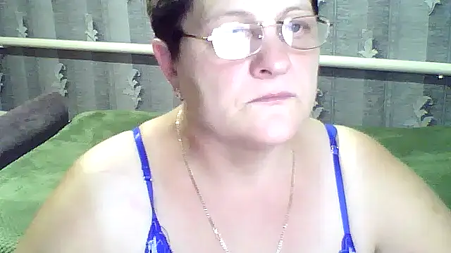 Snapshot of ElzaJewel chatting on 09-10-25, 05:02 ElzaJewel online show from 09-10-25, 05:02