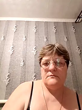 ElzaJewel online show from 04-21-26, 07:39