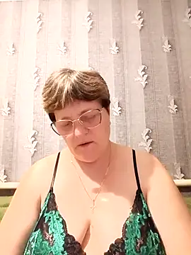 ElzaJewel online show from 04-22-26, 07:55