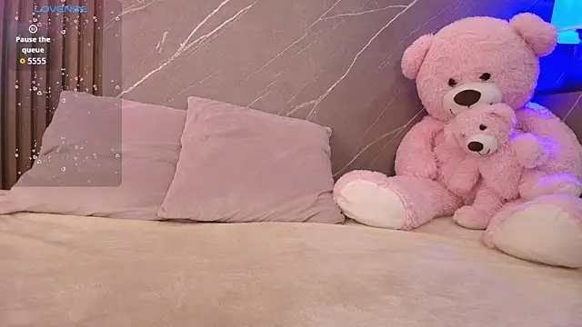 ariana jhonson1 online show from 02-10-26, 12:20