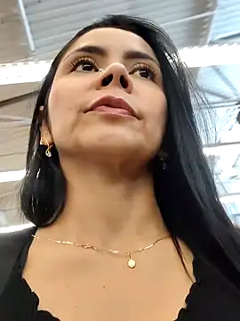 Snapshot of hema_gold chatting on 09-23-25, 05:16 hema gold online show from 09-23-25, 05:16