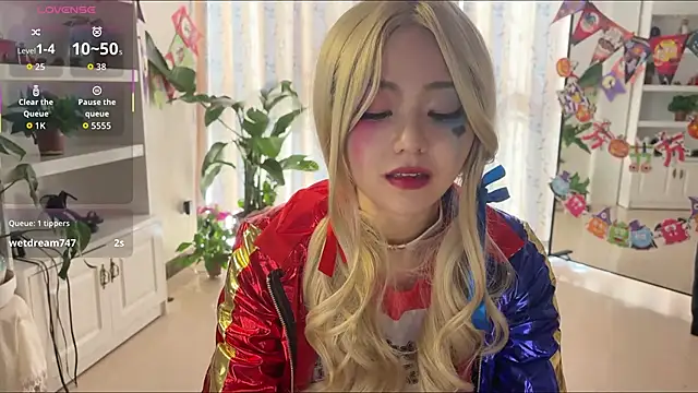 nanaliu6 online show from 10-27-25, 07:01