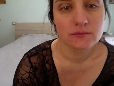 Snapshot of PrincessEileen89 chatting on 03-05-25, 01:28 PrincessEileen89 online show from 03-05-25, 01:28