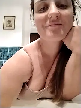 Snapshot of PrincessEileen89 chatting on 09-15-25, 10:10 PrincessEileen89 online show from 09-15-25, 10:10