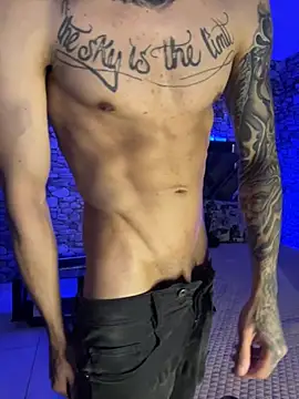 Snapshot of Walker_Thomas1 chatting on 03-15-25, 07:05 Walker Thomas1 online show from 03-15-25, 07:05