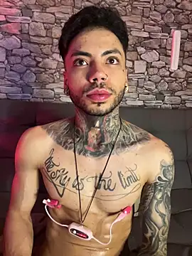 Snapshot of Walker_Thomas1 chatting on 03-15-25, 10:11 Walker Thomas1 online show from 03-15-25, 10:11