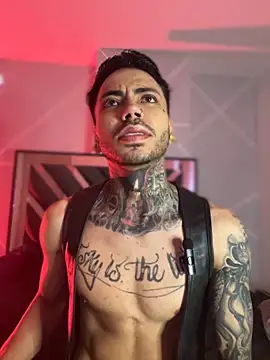 Snapshot of Walker_Thomas1 chatting on 12-14-25, 02:11 Walker Thomas1 online show from 12-14-25, 02:11