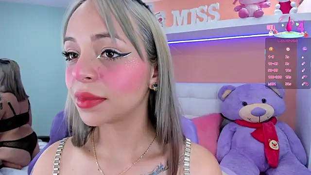 Snapshot of miss__lizeth chatting on 03-07-25, 06:00 miss lizeth online show from 03-07-25, 06:00