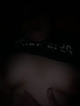 Snapshot of ema_abby chatting on 03-18-25, 02:58 ema abby online show from 03-18-25, 02:58