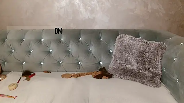 xoCaroxQueenxo online show from 03-08-25, 12:00