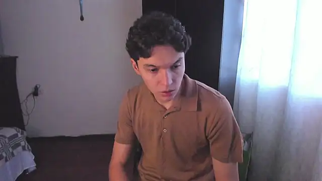 Snapshot of Mastrangelo_xxx chatting on 03-19-25, 12:45 Mastrangelo xxx online show from 03-19-25, 12:45