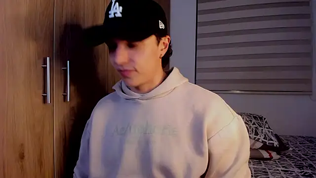 Mastrangelo xxx online show from 01-18-26, 04:05