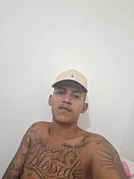 pedrokp86 online show from 02-02-25, 08:02