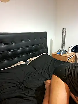 liamlara online show from 10-02-25, 03:35