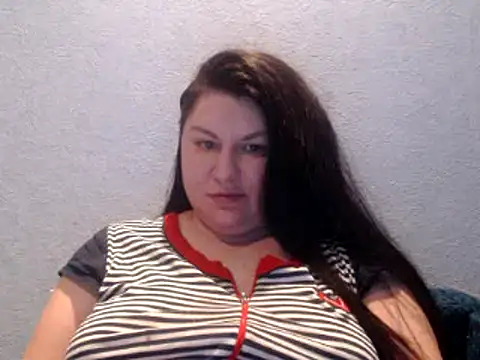 Snapshot of KiraSwee chatting on 01-23-25, 05:52 KiraSwee online show from 01-23-25, 05:52