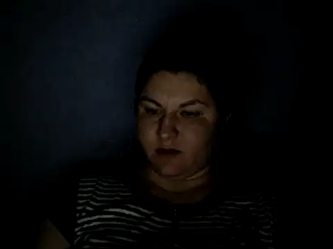 Snapshot of KiraSwee chatting on 01-27-25, 05:37 KiraSwee online show from 01-27-25, 05:37