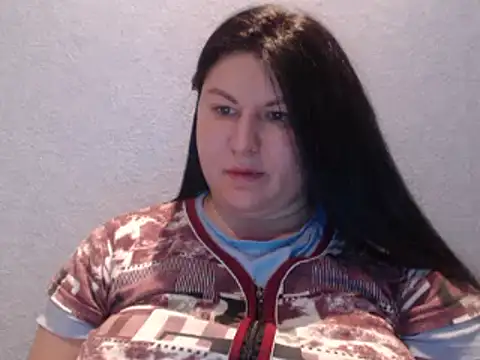 Snapshot of KiraSwee chatting on 02-27-25, 05:58 KiraSwee online show from 02-27-25, 05:58