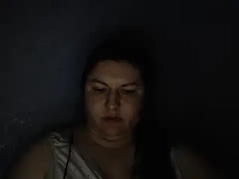 Snapshot of KiraSwee chatting on 03-05-25, 09:59 KiraSwee online show from 03-05-25, 09:59