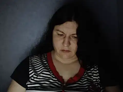 Snapshot of KiraSwee chatting on 03-06-25, 08:59 KiraSwee online show from 03-06-25, 08:59